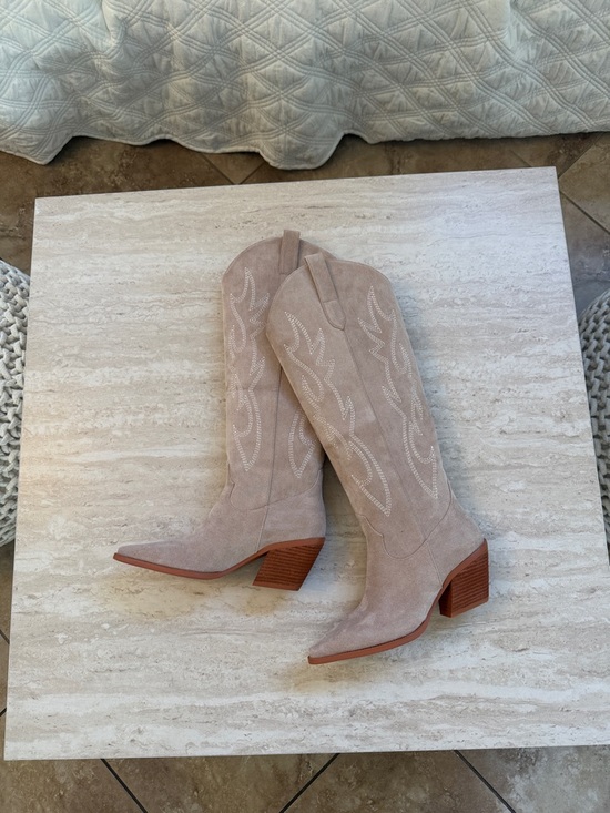 MIA Shoes - Women's Suede Western Knee-High Boots - Taupe - NWOT - Size women’s 7